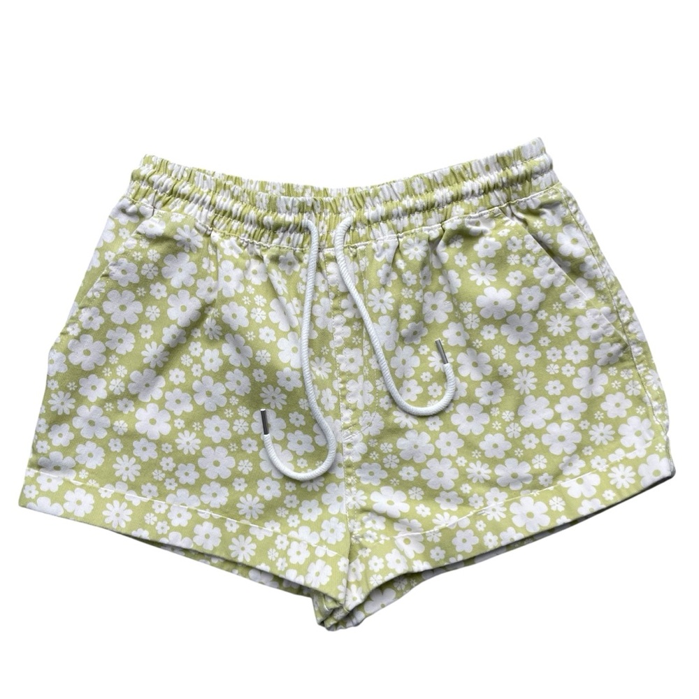 Forever 21 Floral Daisy Shorts Size S Green and White